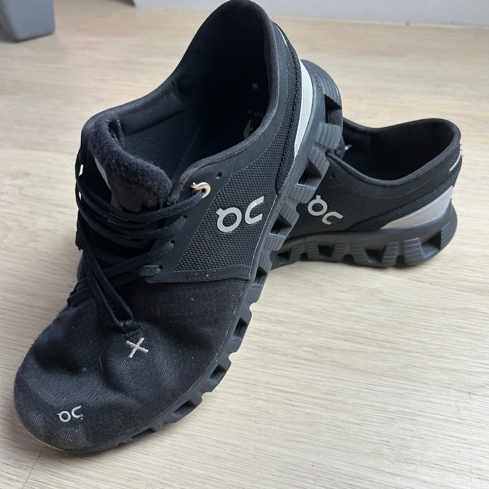On Cloud X Running Shoes Mens 7.5 Black Asphalt Training Sneakers 60.98705 US